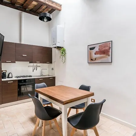 Nora's Home, Charmy In The Heart Of Trastevere Apartamento *