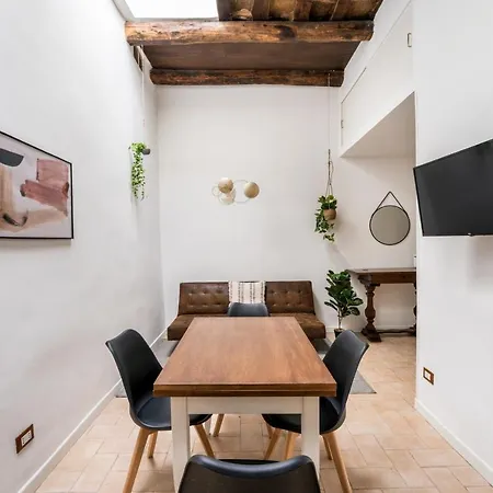Nora's Home, Charmy In The Heart Of Trastevere Appartamento *